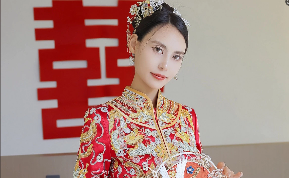 lingyu69新娘主题红色中式新娘服饰秀惹火身段诱惑摄影77p