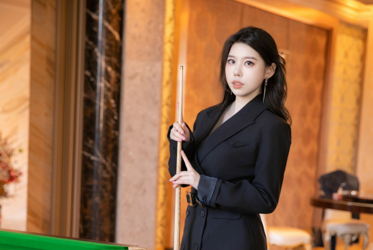 8946_试衣良人美的使者白茹雪abby台球主_第1张